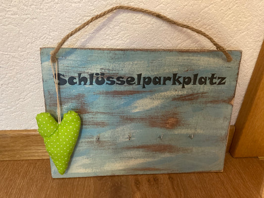 Holzschild A4 Schlüsselparkplatz