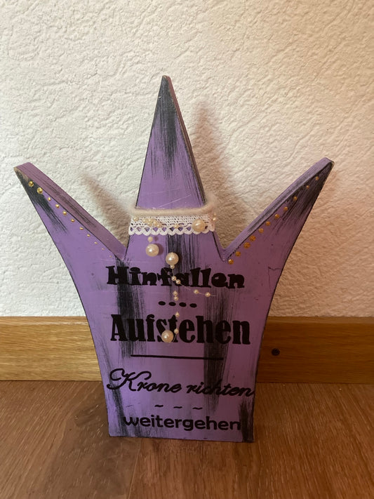 Holzkrone Deko Hinfallen... Aufstehen... Krone richten... weitergehen