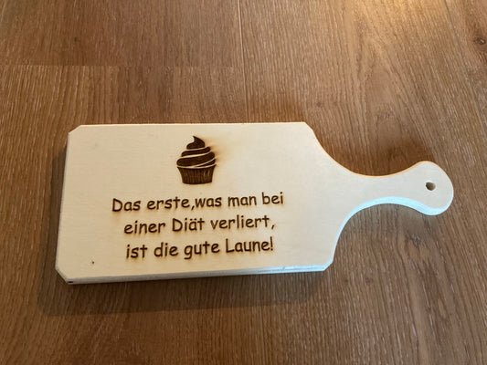 Schneidebrett: Das erste, was man bei einer Diät verliert ist die gute Laune