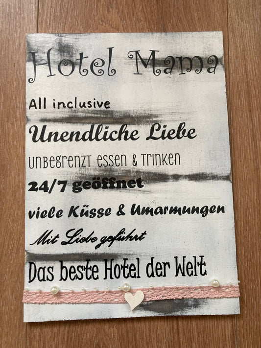 Holzschild A4 Hotel Mama