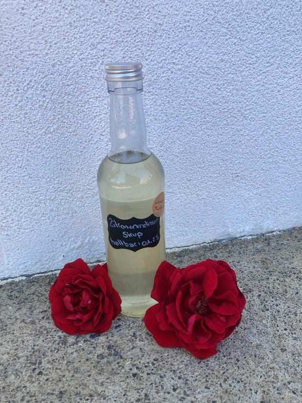 Zitronenmelissen-Sirup