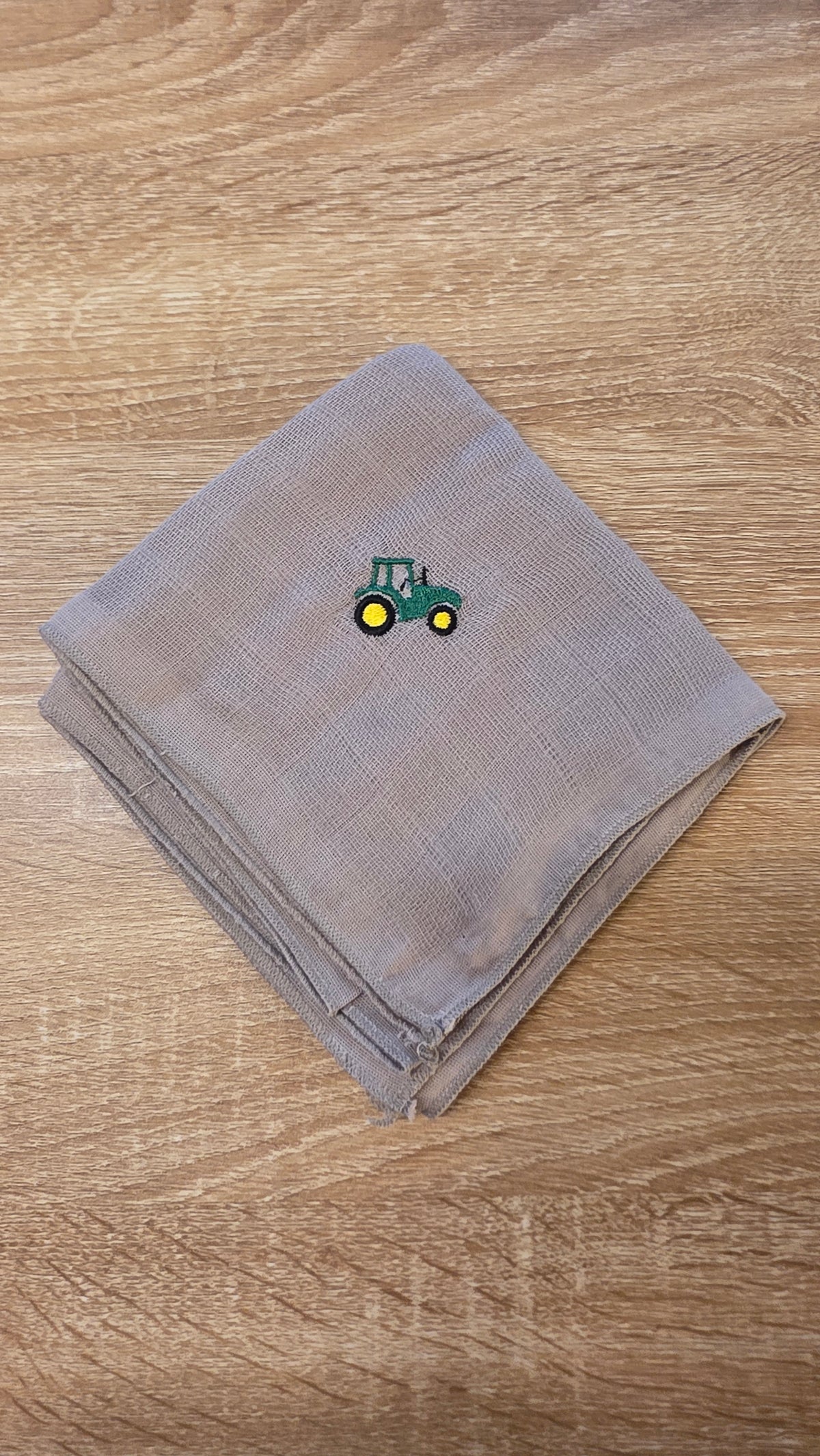 Nuschi mit süssen Stickmotiven – farbenfroh &amp; vielseitig 🧸✨