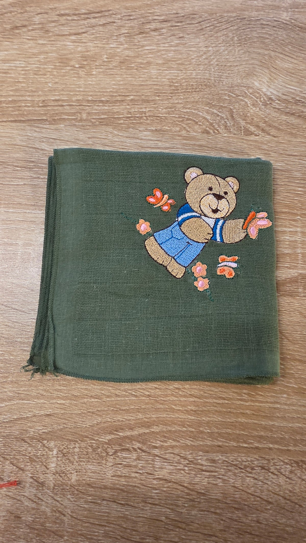 Nuschi mit süssen Stickmotiven – farbenfroh &amp; vielseitig 🧸✨