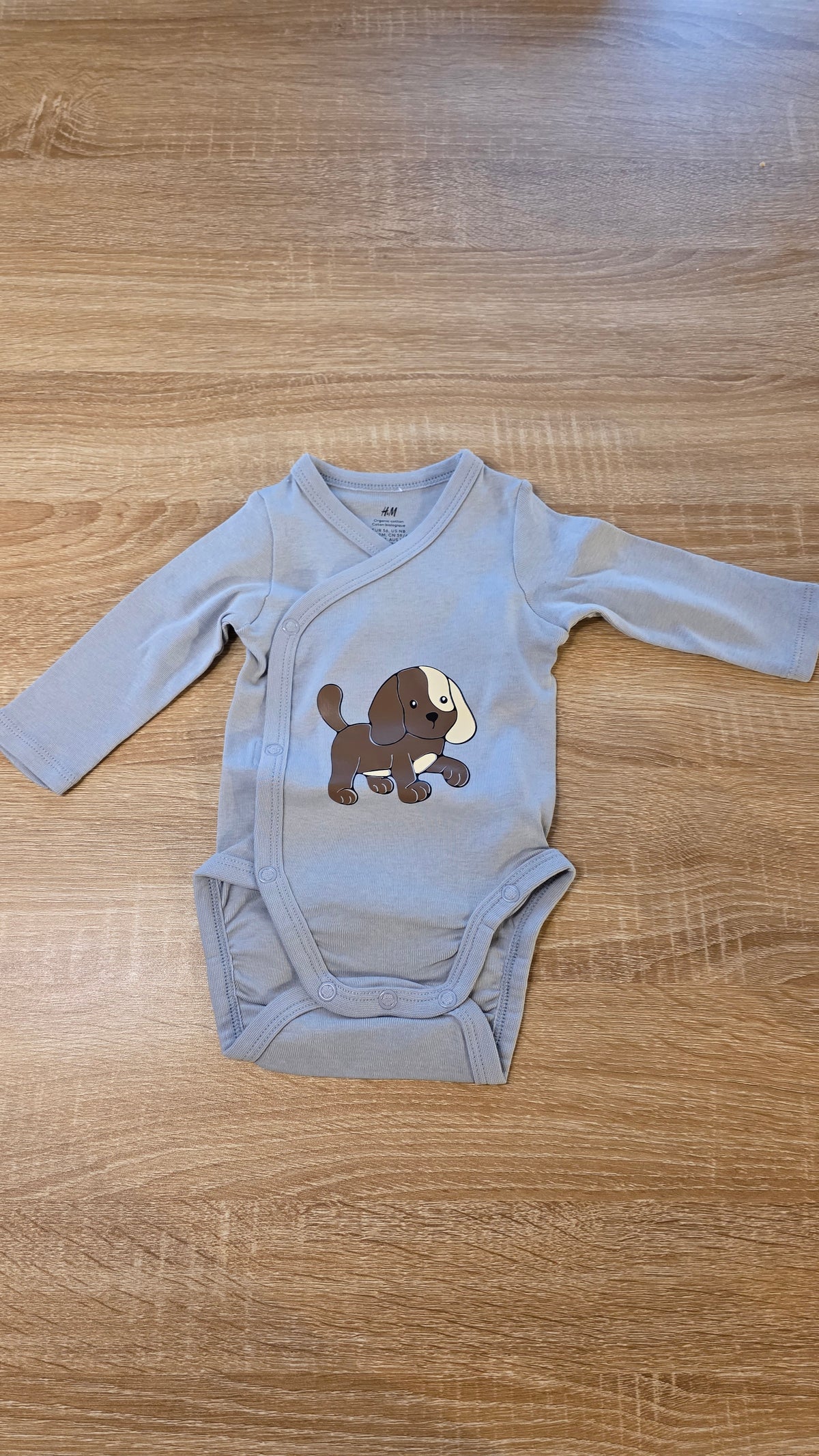 Baby Wickelbody mit Hundemotiv – Grösse 56 🐶