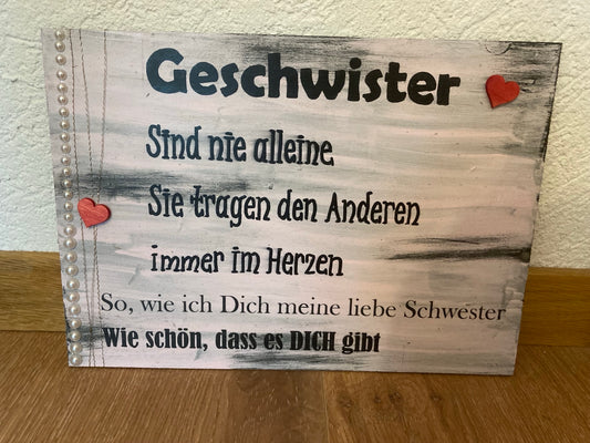 Holzschild A4 Geschwister sind nie alleine